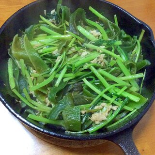 茎わかめツナみぶなごま油炒め